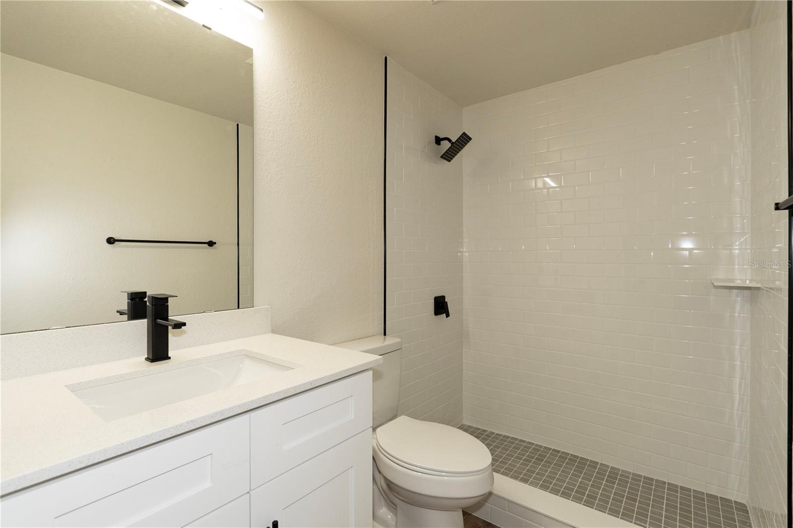 9501 CAMDEN HILL CT, TAMPA, FL, 33615