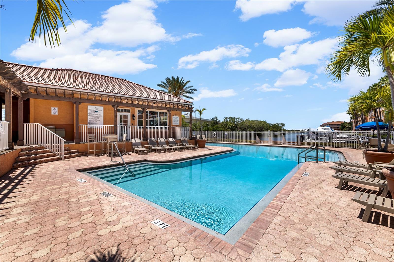5000 CULBREATH KEY WAY #9-216, TAMPA, FL, 33611