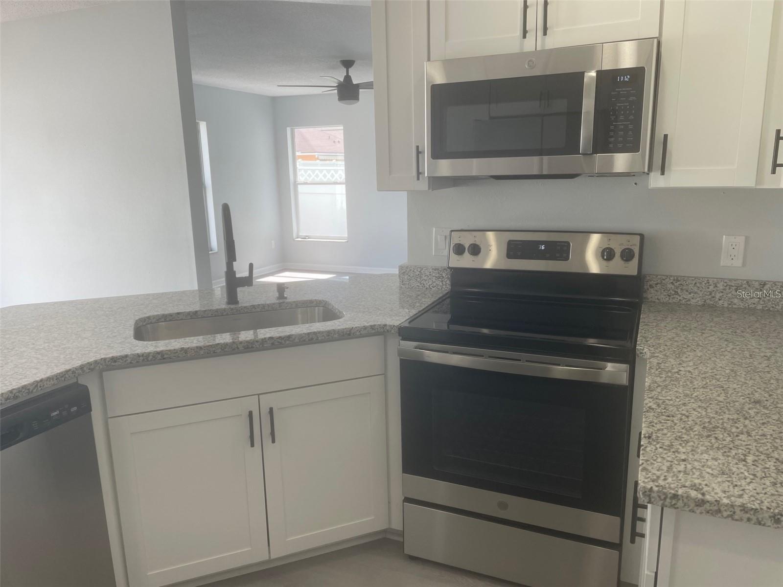 2421 ASHECROFT DR, KISSIMMEE, FL, 34744