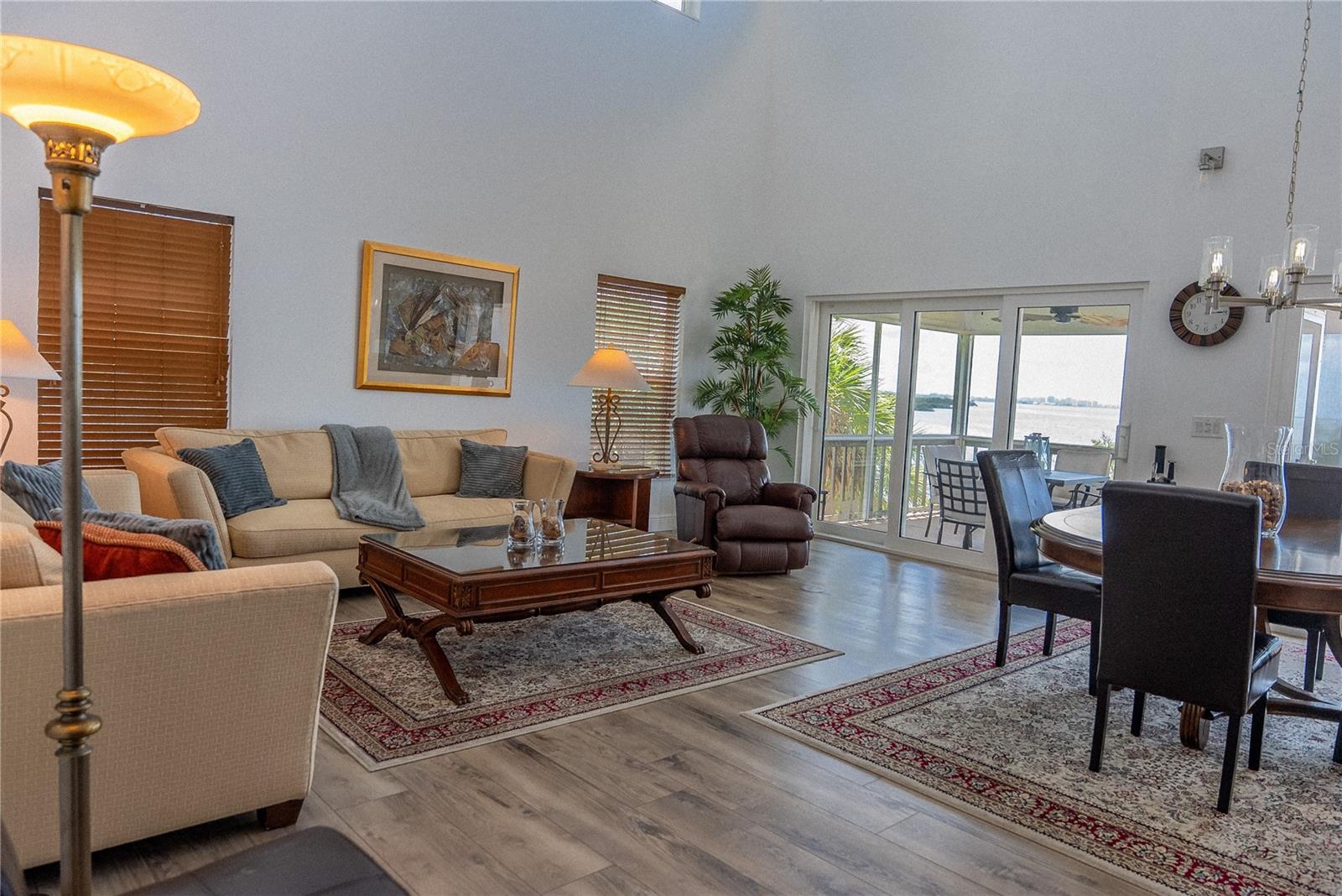 2424 BAY DR #2424/2426, BRADENTON, FL, 34207