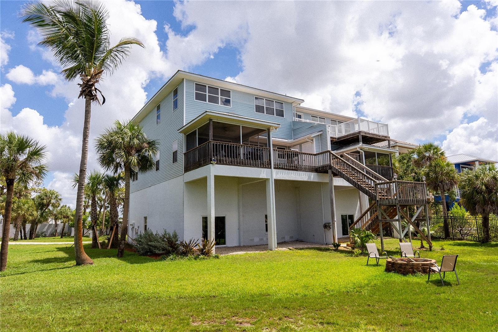 2424 BAY DR #2424/2426, BRADENTON, FL, 34207