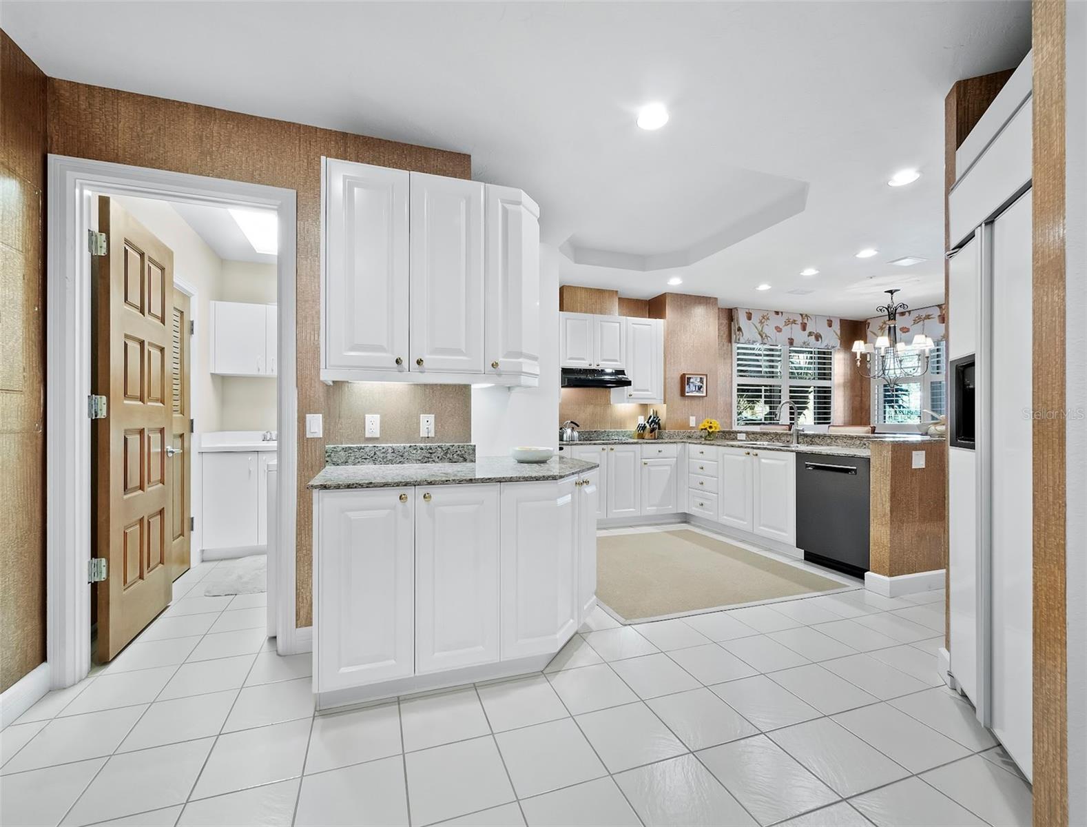 2185 GULF OF MEXICO DR #212, LONGBOAT KEY, FL, 34228