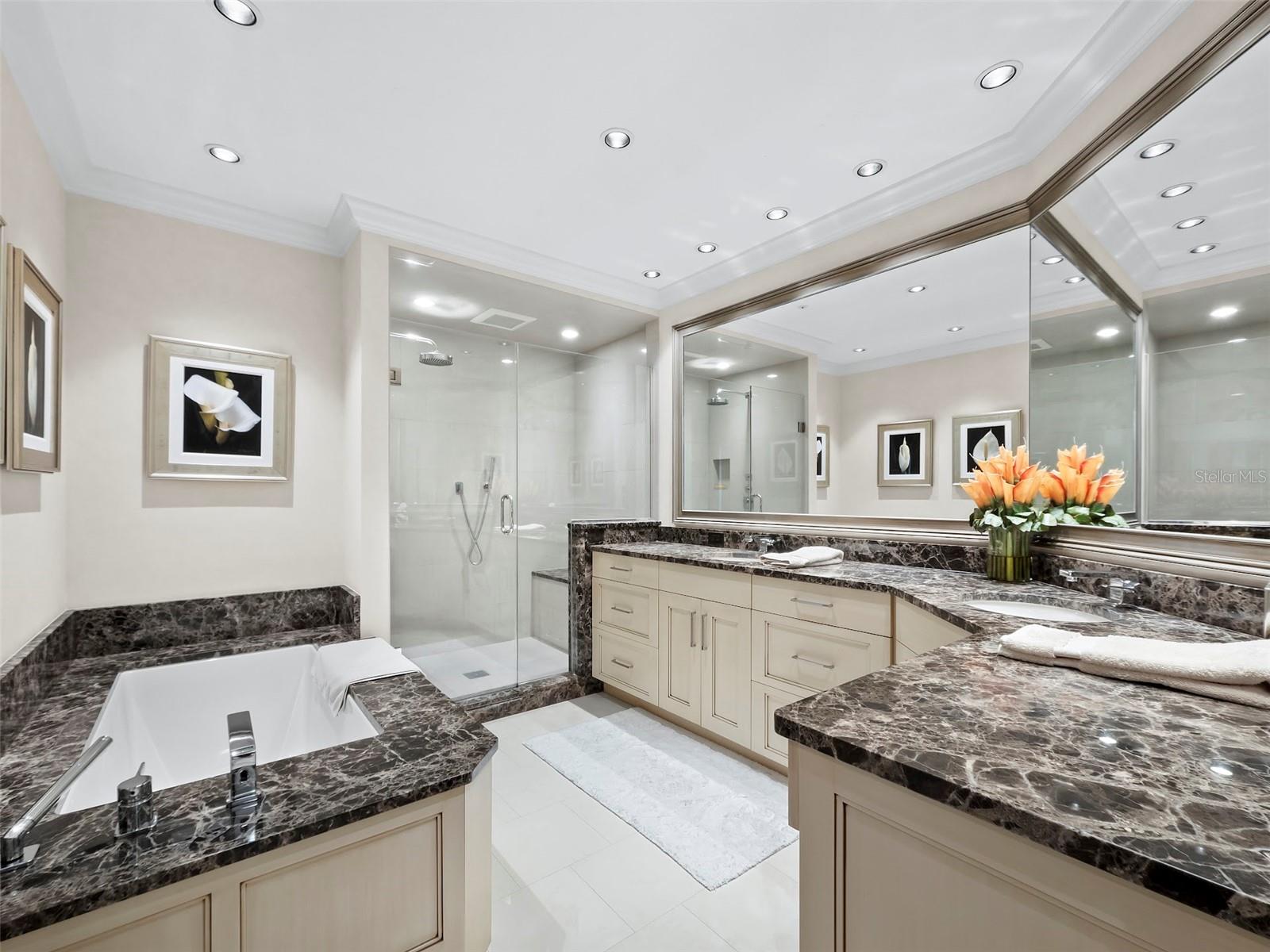 2185 GULF OF MEXICO DR #212, LONGBOAT KEY, FL, 34228