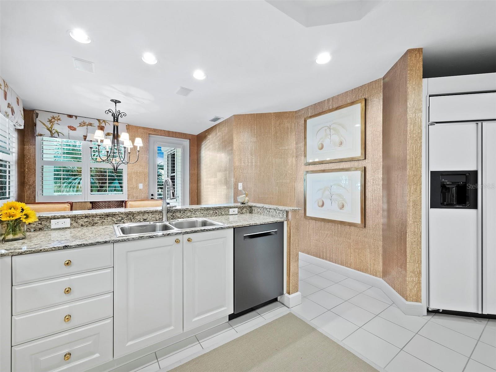 2185 GULF OF MEXICO DR #212, LONGBOAT KEY, FL, 34228