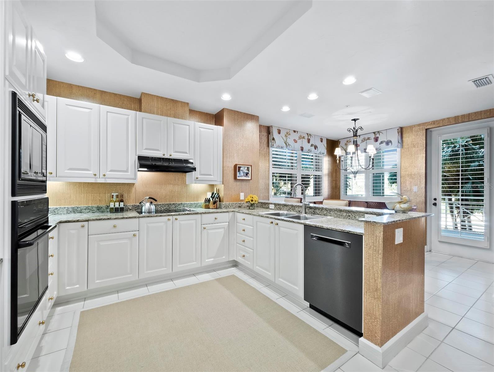 2185 GULF OF MEXICO DR #212, LONGBOAT KEY, FL, 34228