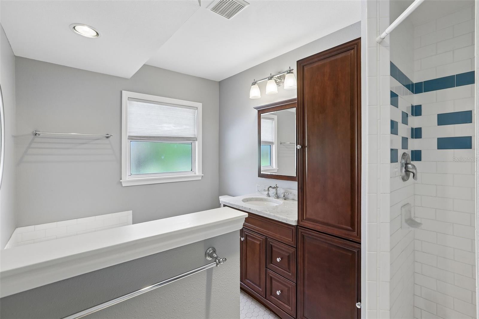 6827 TEQUESTA DR, SEMINOLE, FL, 33777