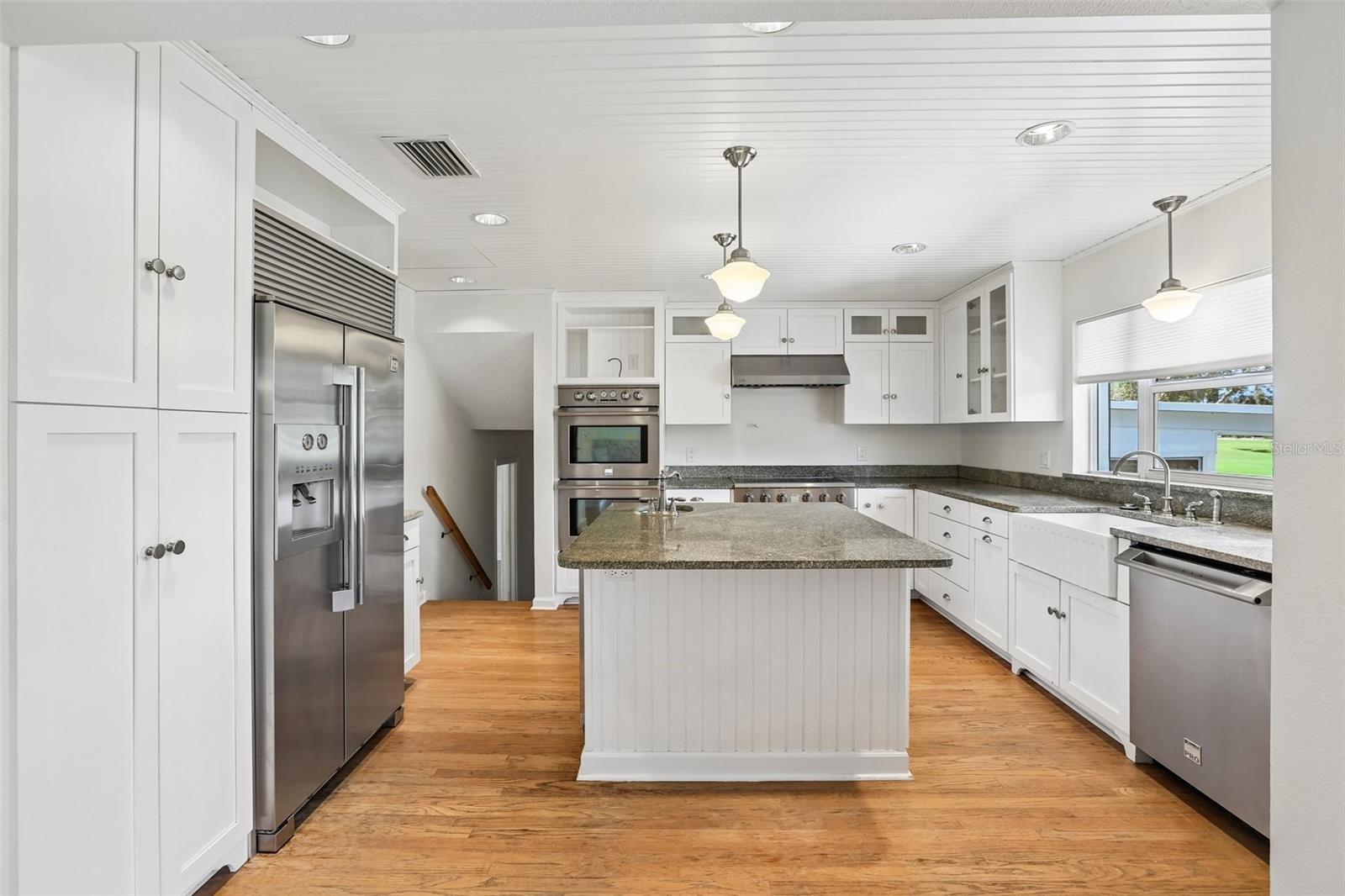 6827 TEQUESTA DR, SEMINOLE, FL, 33777