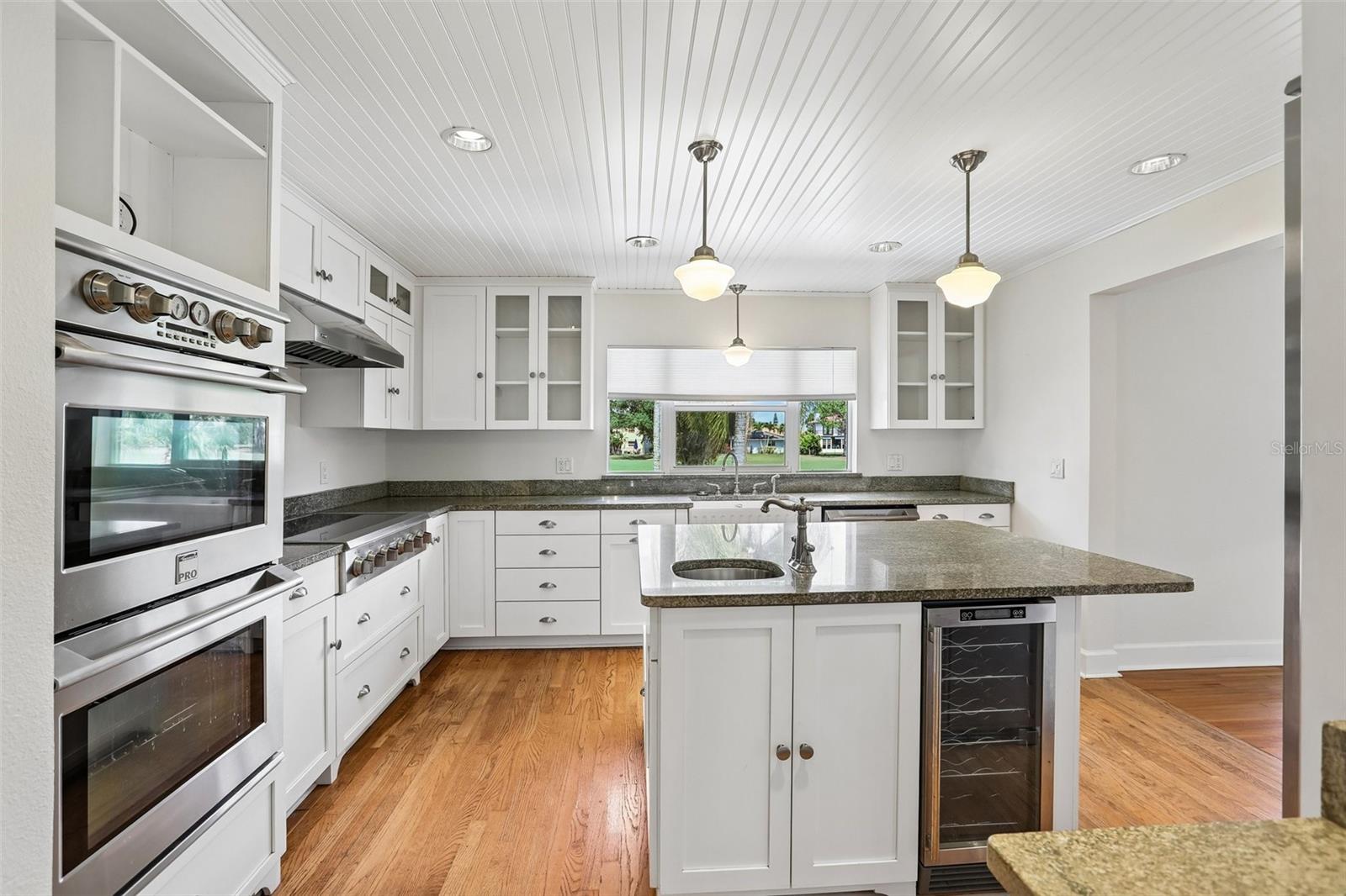 6827 TEQUESTA DR, SEMINOLE, FL, 33777