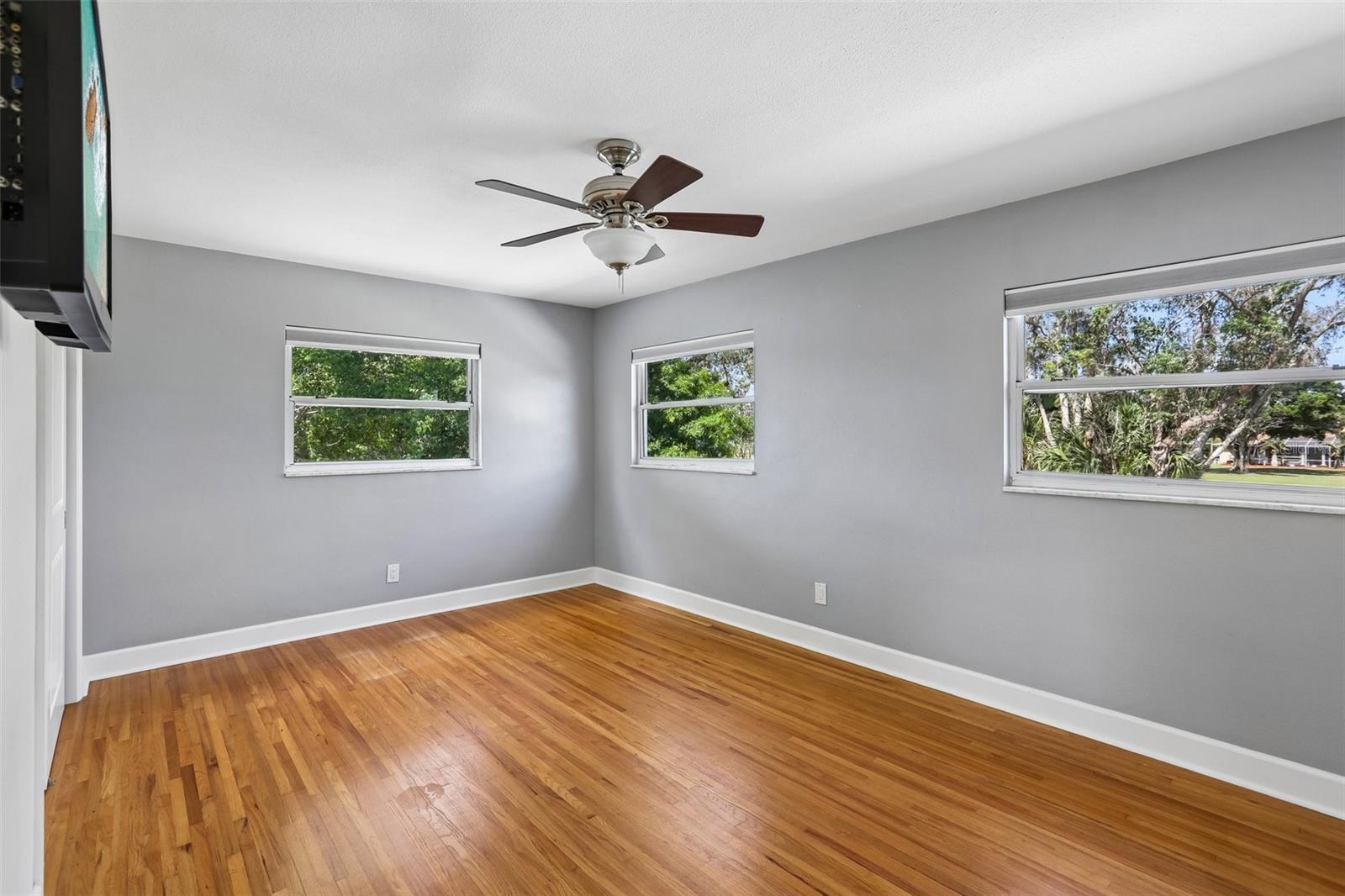 6827 TEQUESTA DR, SEMINOLE, FL, 33777