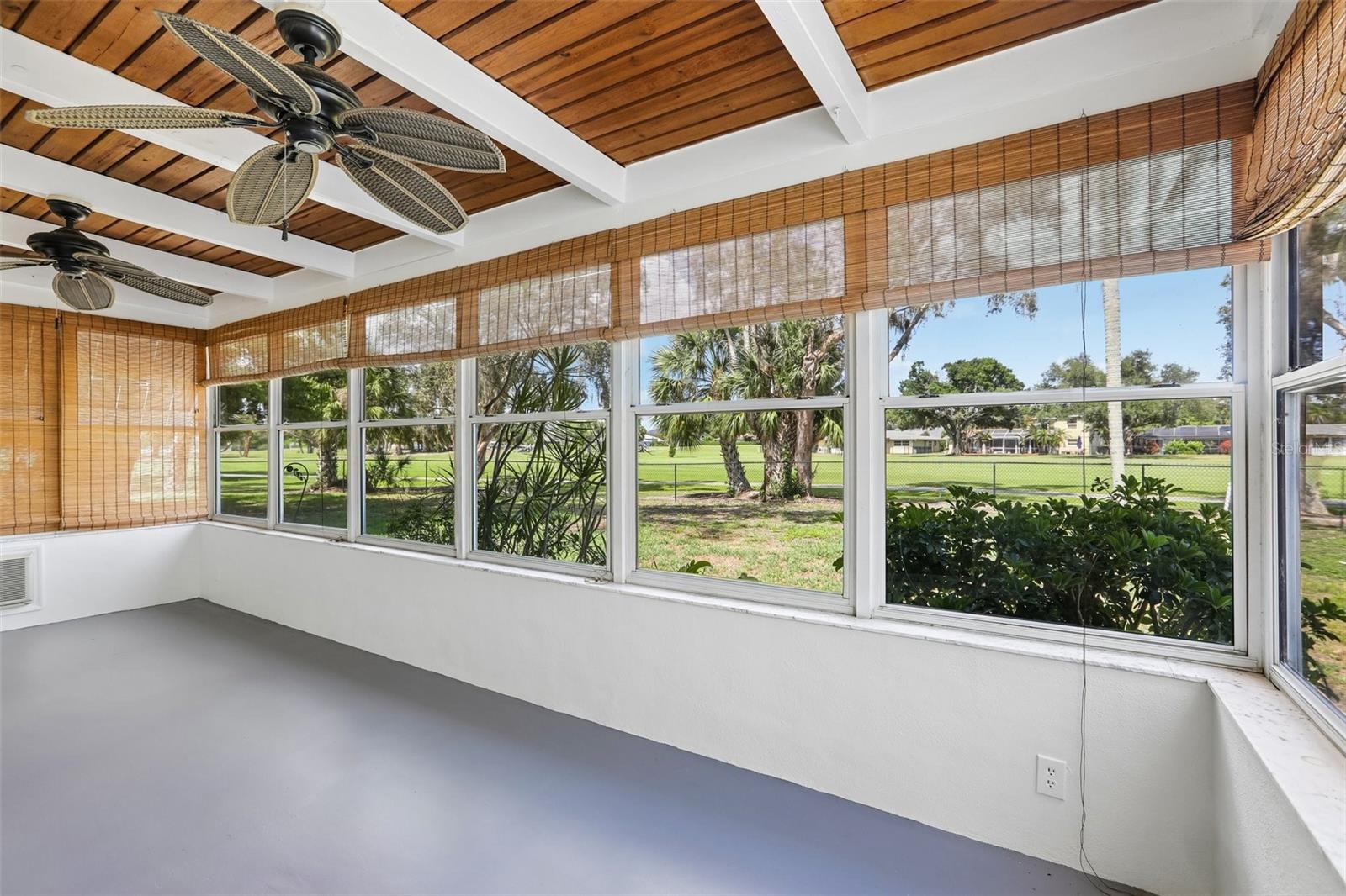 6827 TEQUESTA DR, SEMINOLE, FL, 33777