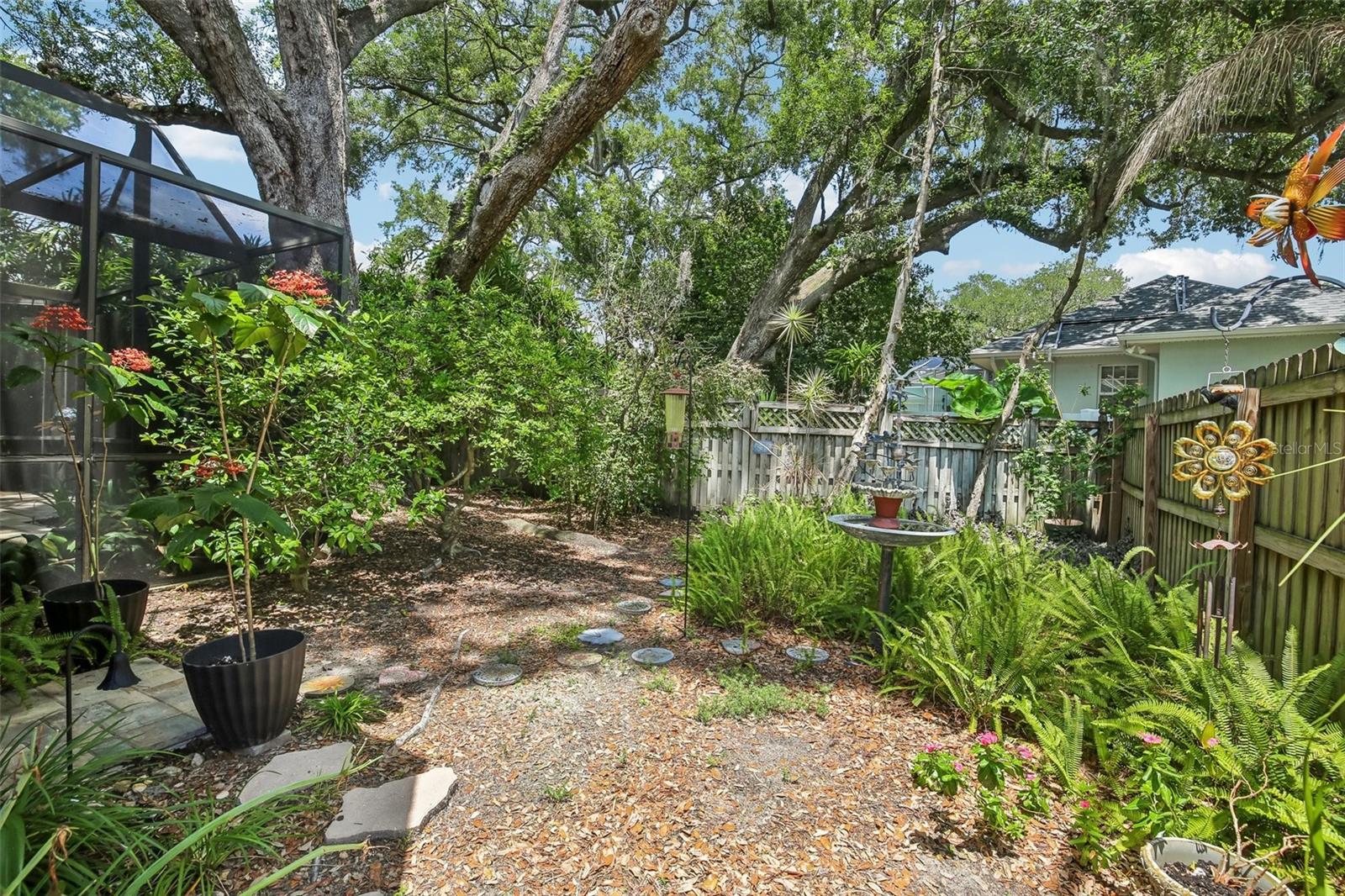1706 COUNTRY TRAILS DR, SAFETY HARBOR, FL, 34695
