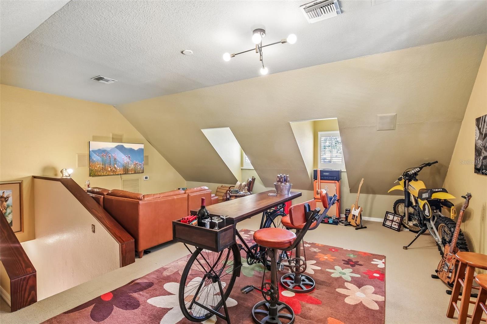 1706 COUNTRY TRAILS DR, SAFETY HARBOR, FL, 34695