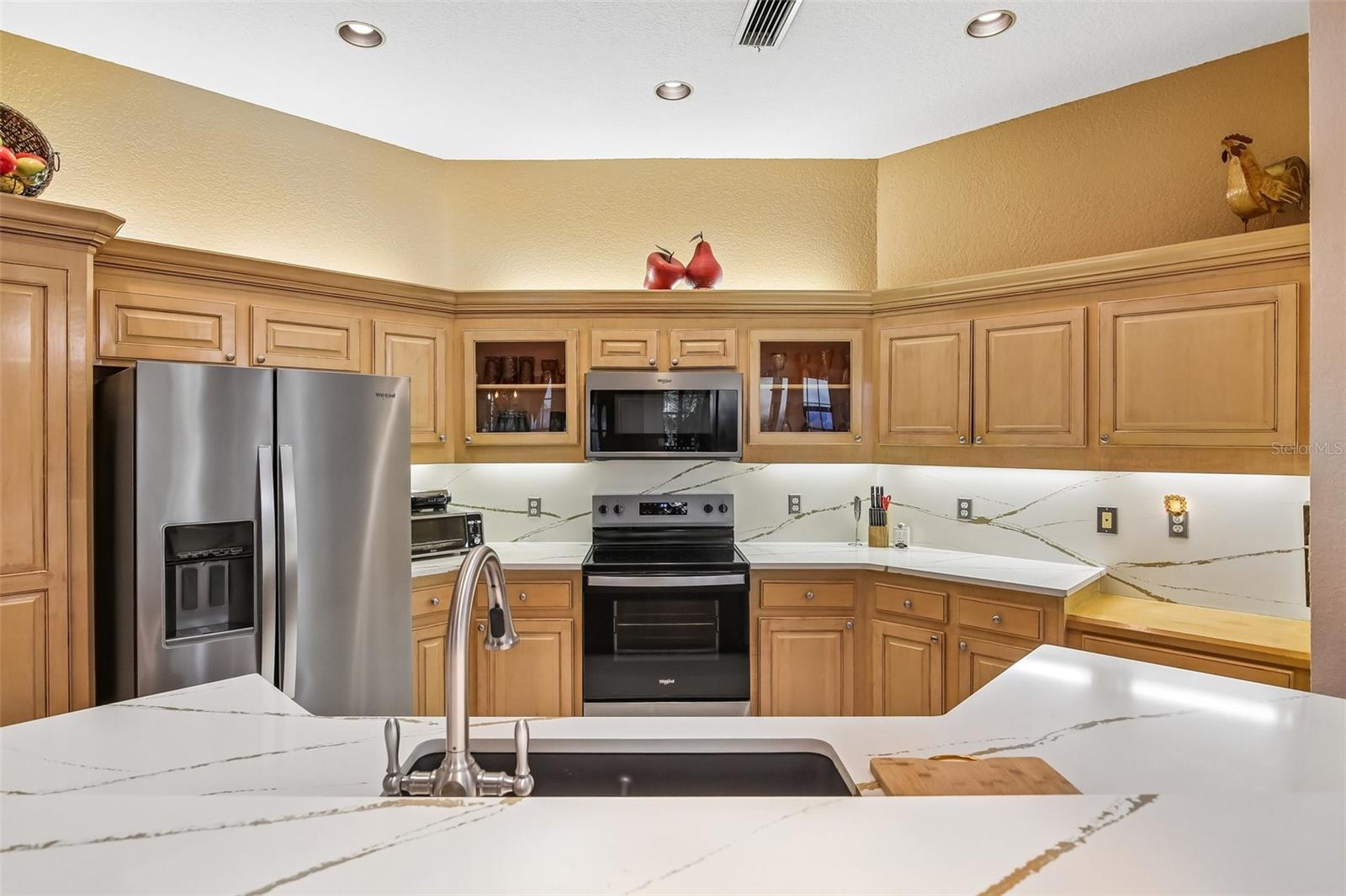 1706 COUNTRY TRAILS DR, SAFETY HARBOR, FL, 34695