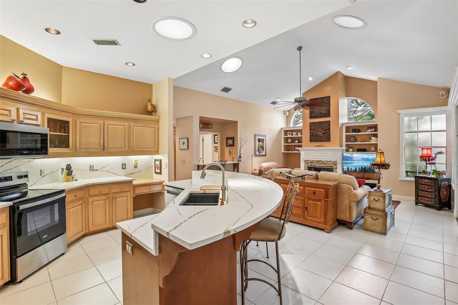 1706 COUNTRY TRAILS DR, SAFETY HARBOR, FL, 34695