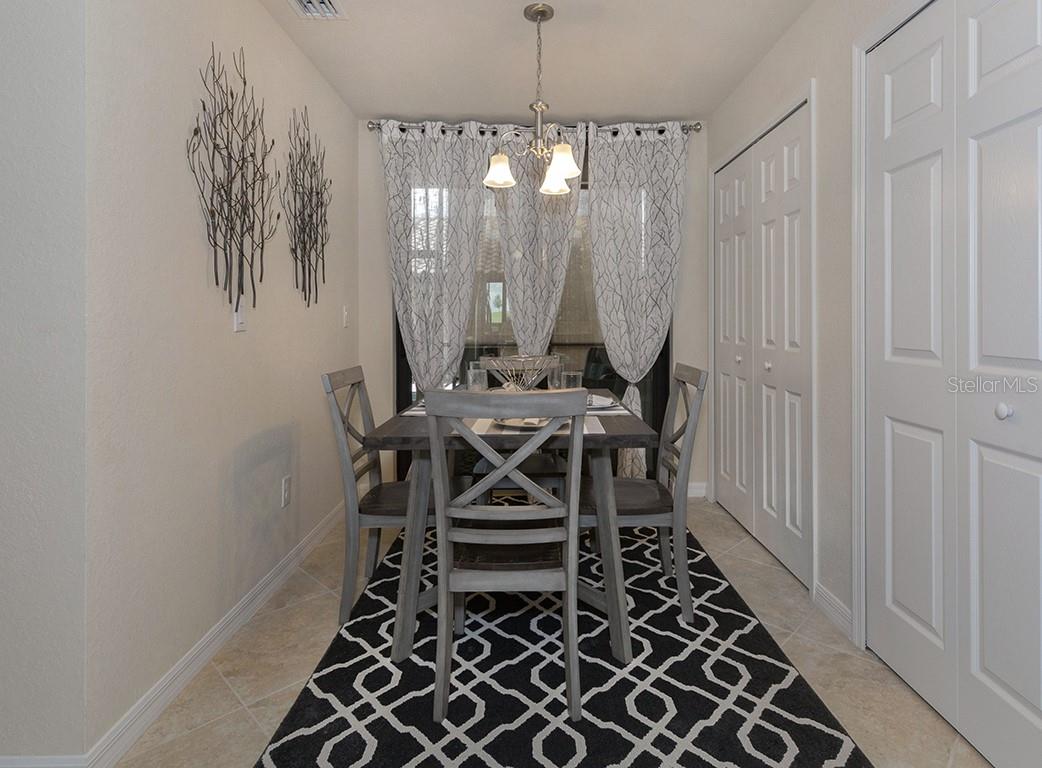 5528 PALMER CIR #105, LAKEWOOD RANCH, FL, 34211