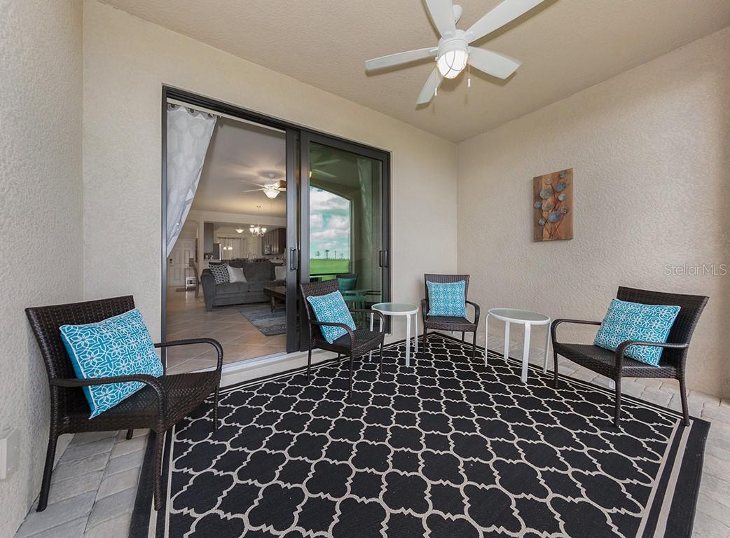 5528 PALMER CIR #105, LAKEWOOD RANCH, FL, 34211