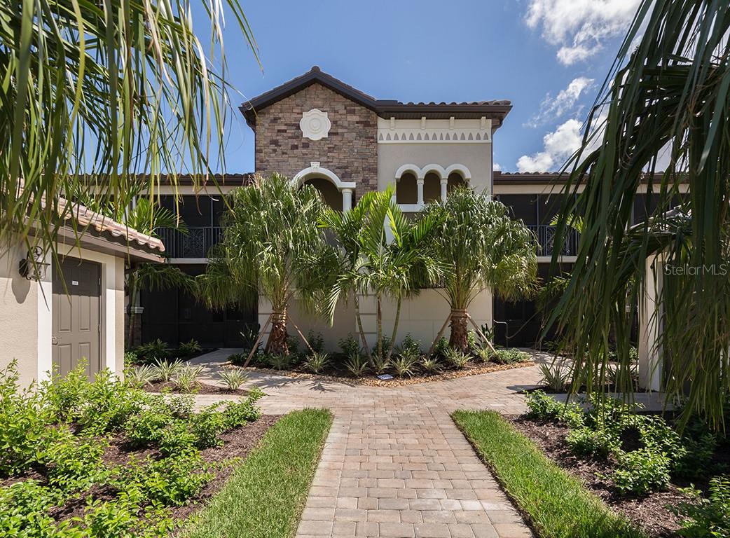 5528 PALMER CIR #105, LAKEWOOD RANCH, FL, 34211