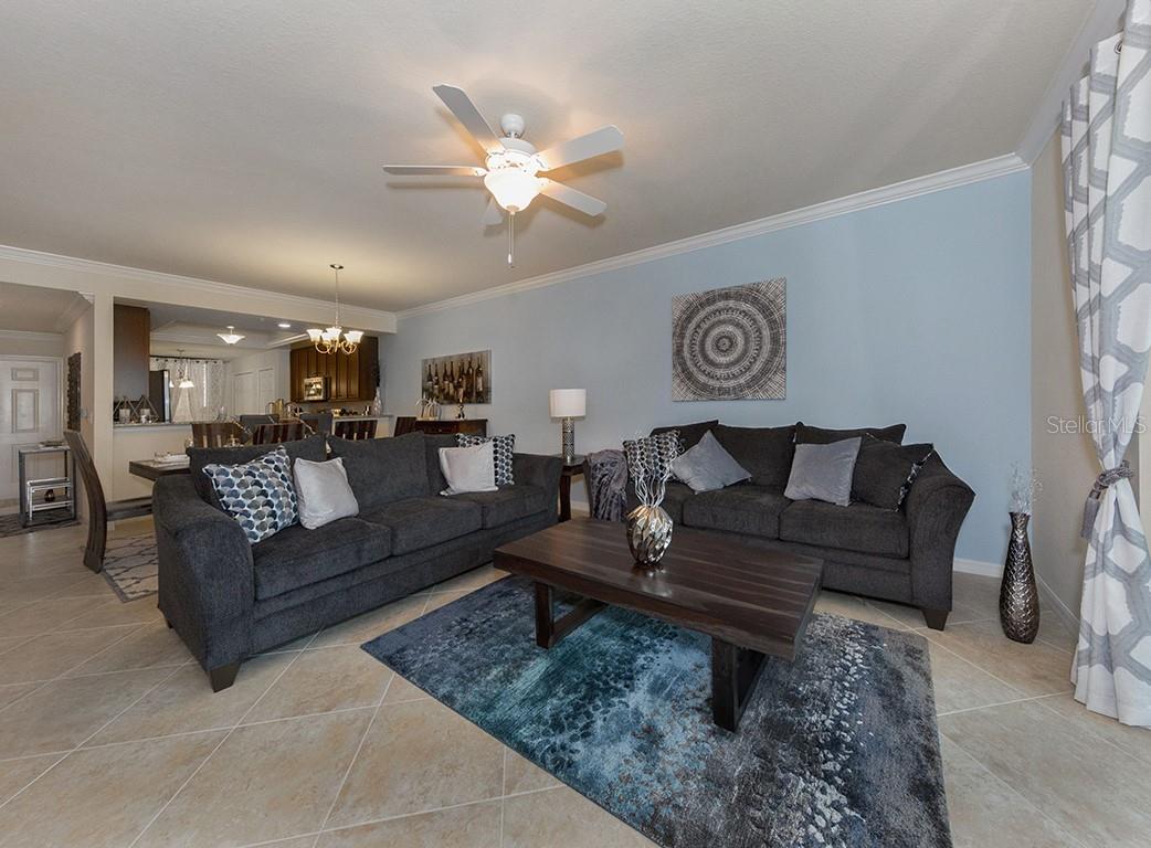 5528 PALMER CIR #105, LAKEWOOD RANCH, FL, 34211