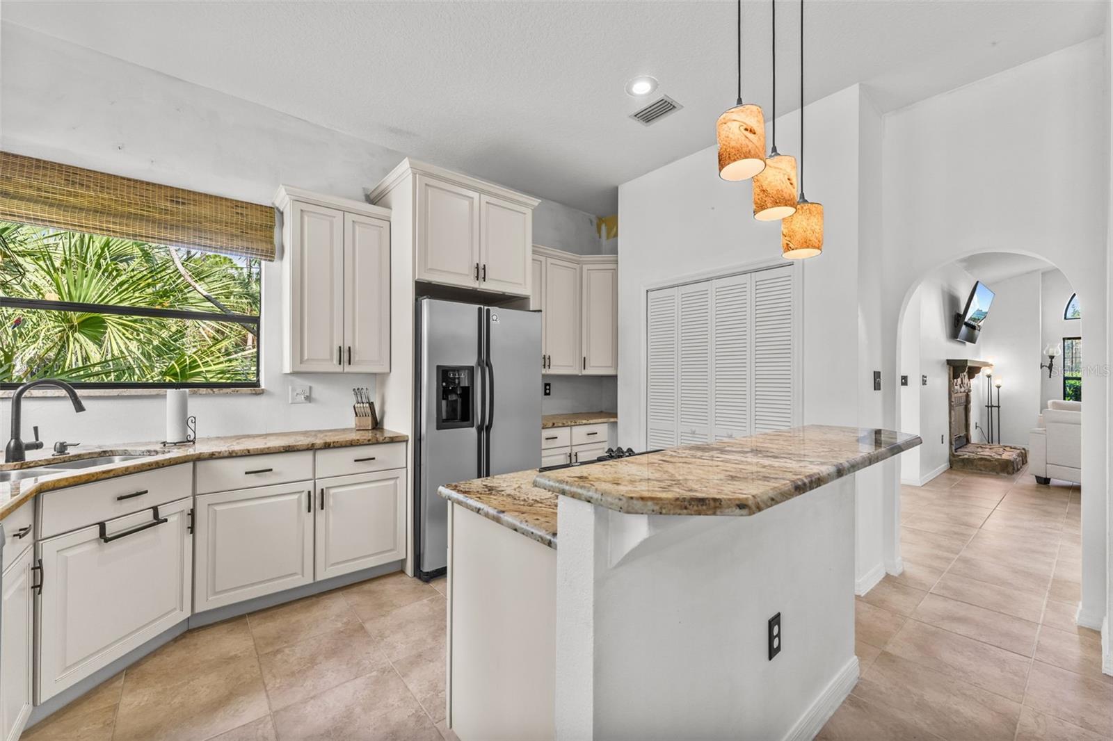 5560 BOB WHITE TRL, MIMS, FL, 32754