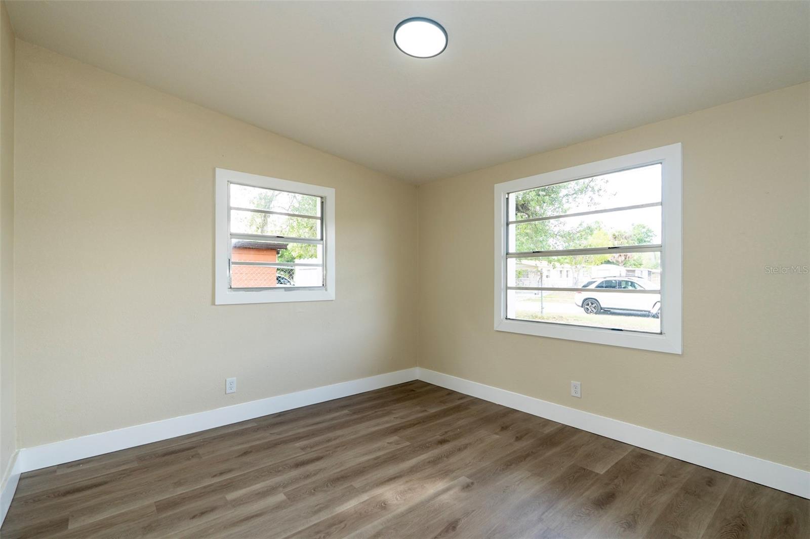 8325 ENDIVE AVE, TAMPA, FL, 33619