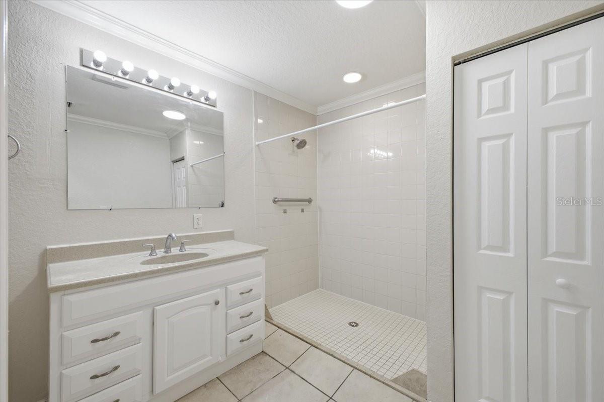 3308 3RD AVE W, BRADENTON, FL, 34205