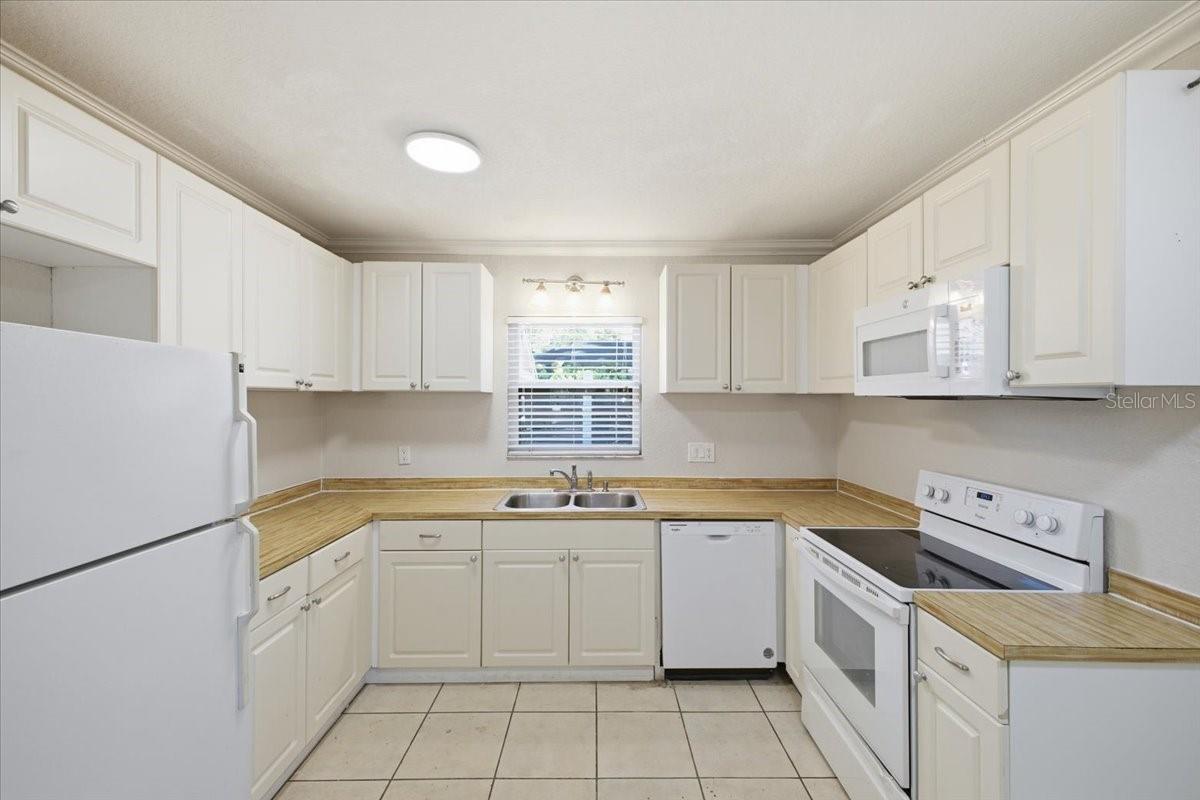 3308 3RD AVE W, BRADENTON, FL, 34205