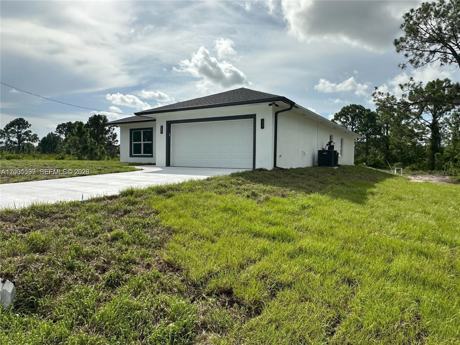1125 MILWAUKEE BLVD, LEHIGH ACRES, FL, 33974