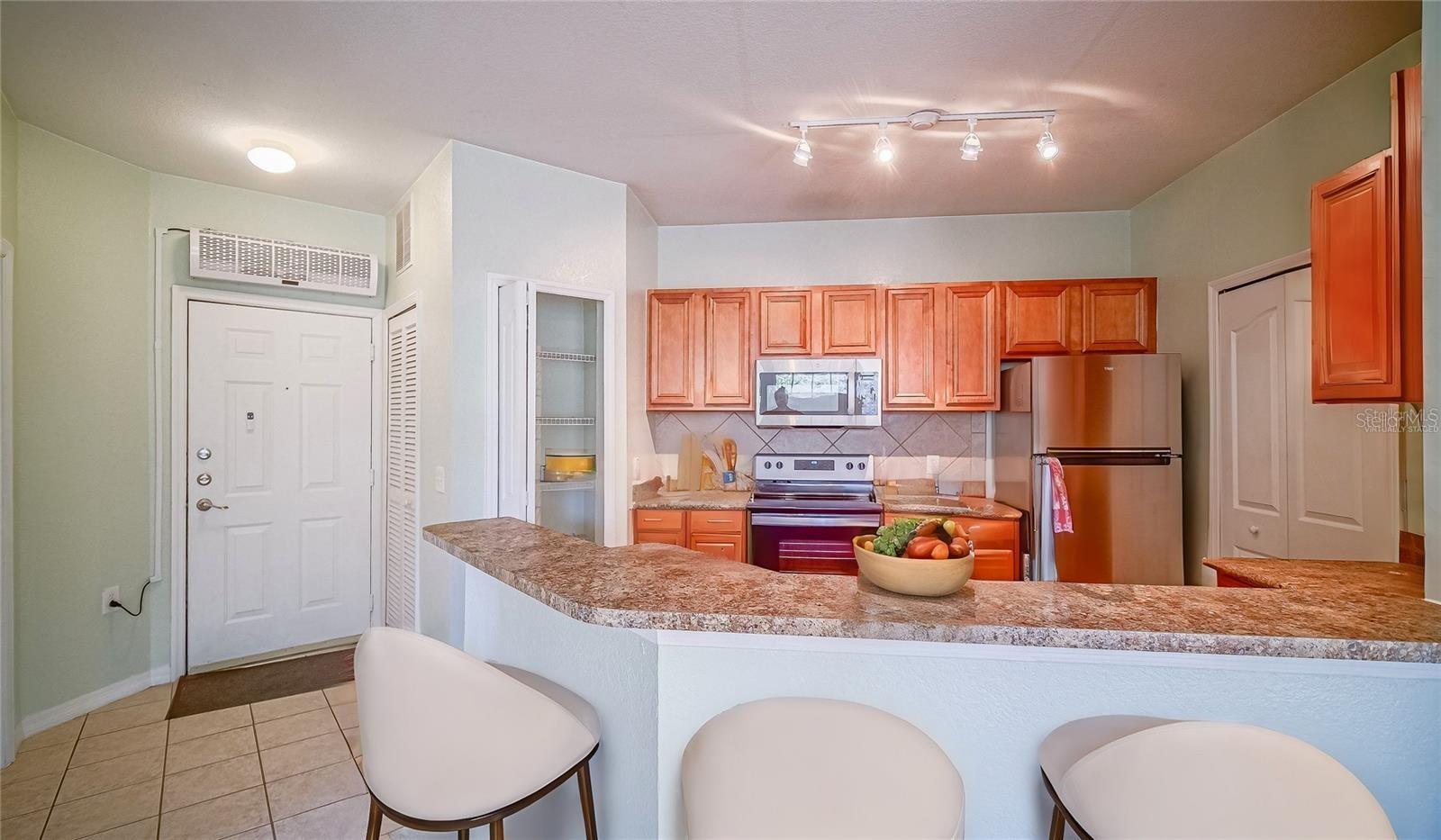 6157 METROWEST BLVD #207, ORLANDO, FL, 32835