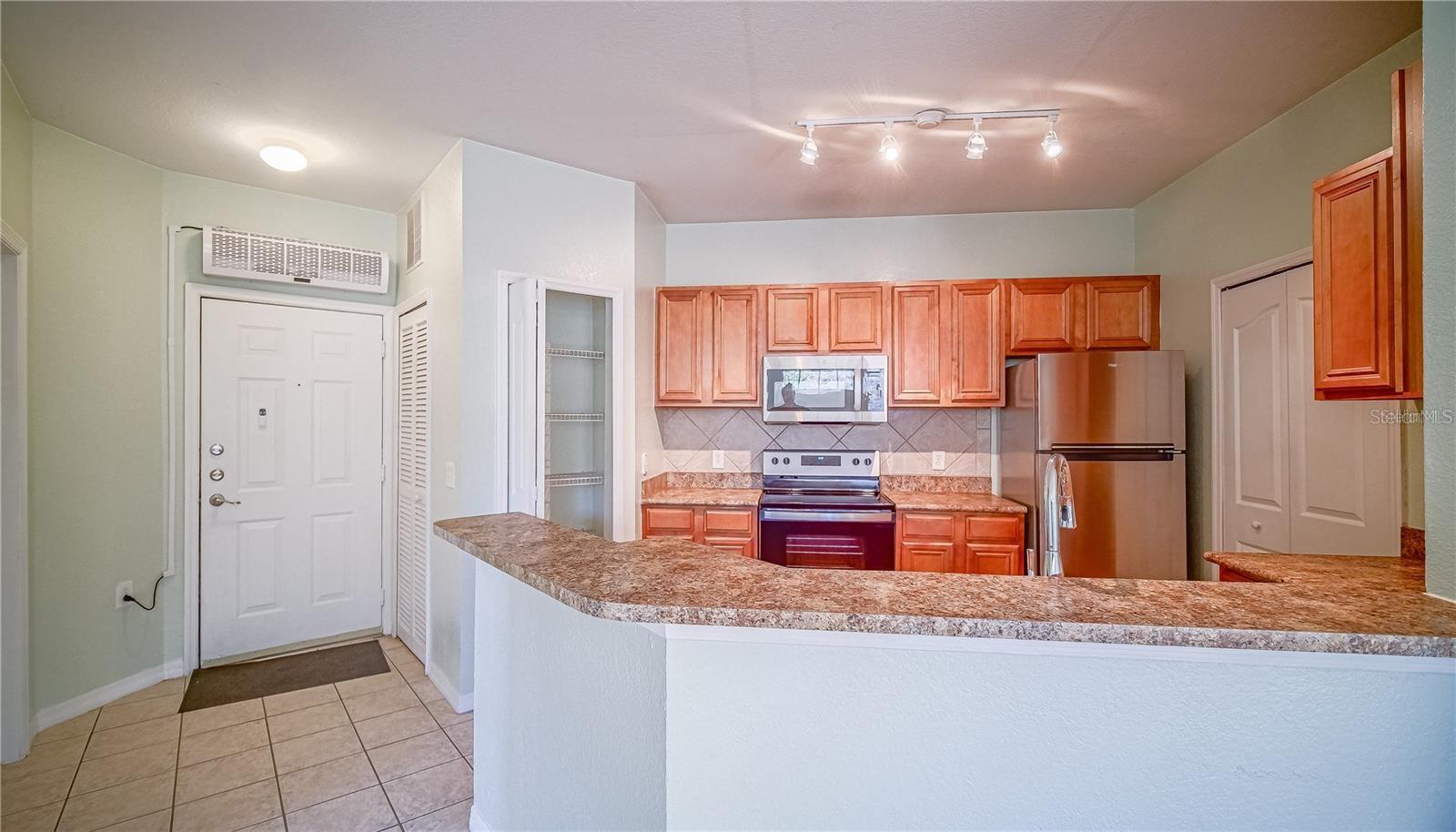 6157 METROWEST BLVD #207, ORLANDO, FL, 32835