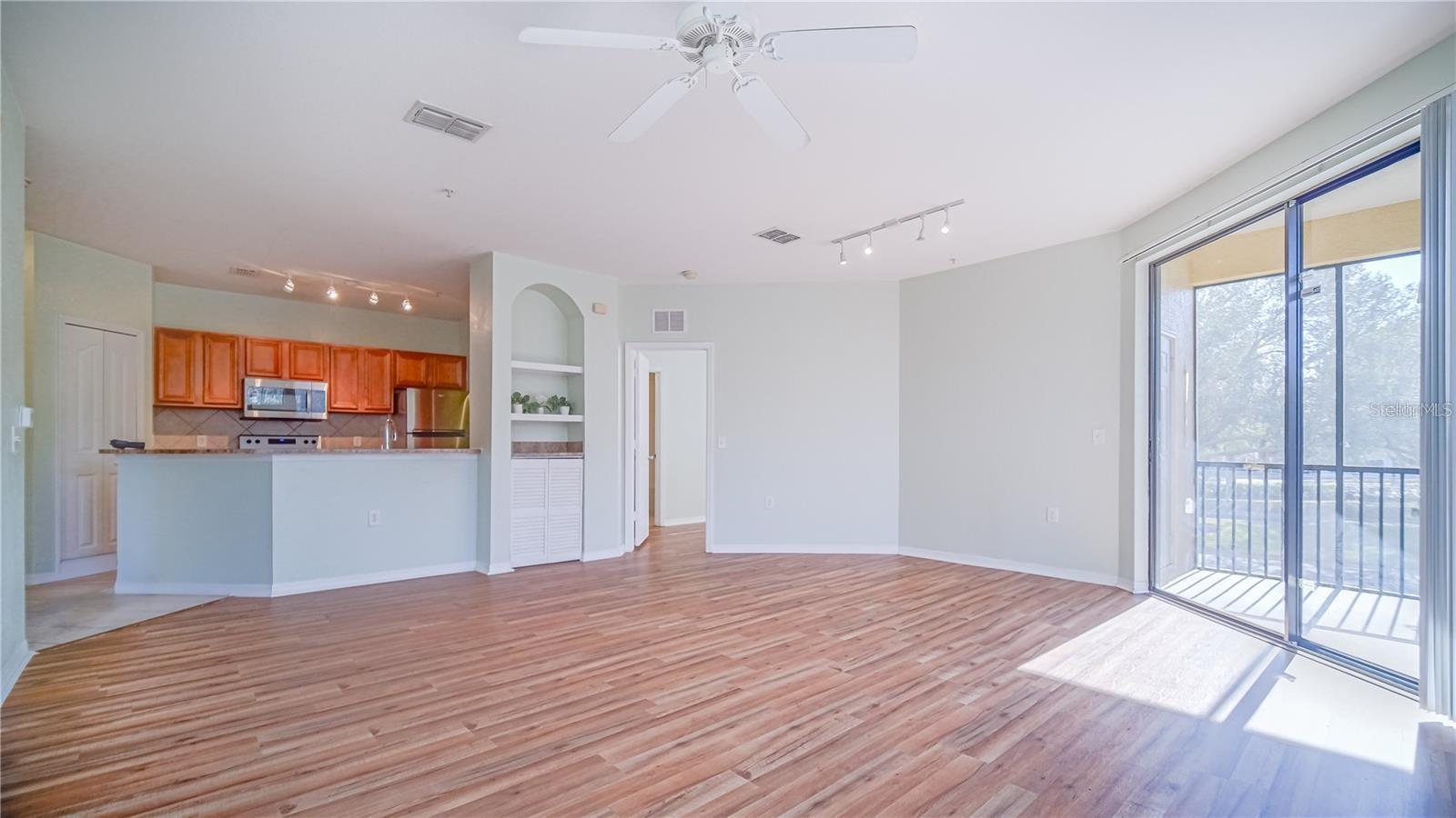 6157 METROWEST BLVD #207, ORLANDO, FL, 32835