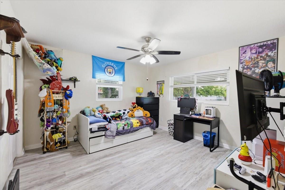 6031 71ST AVE N, PINELLAS PARK, FL, 33781