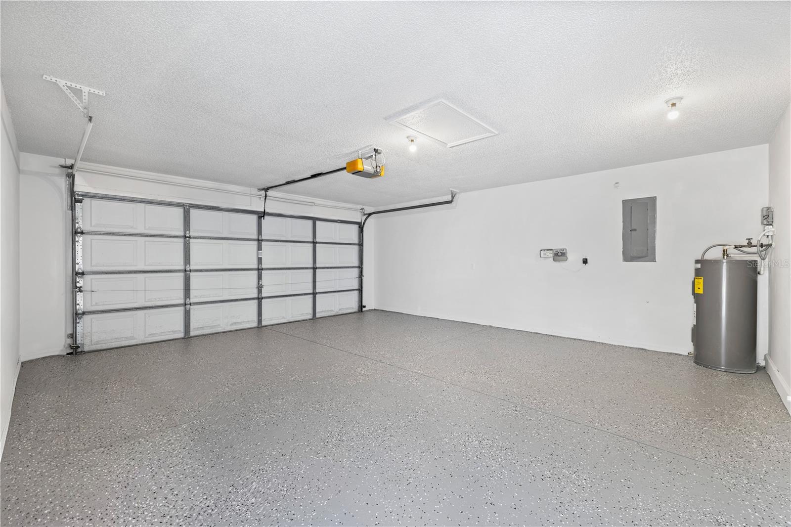 843 BOLIVAR ST, LADY LAKE, FL, 32159