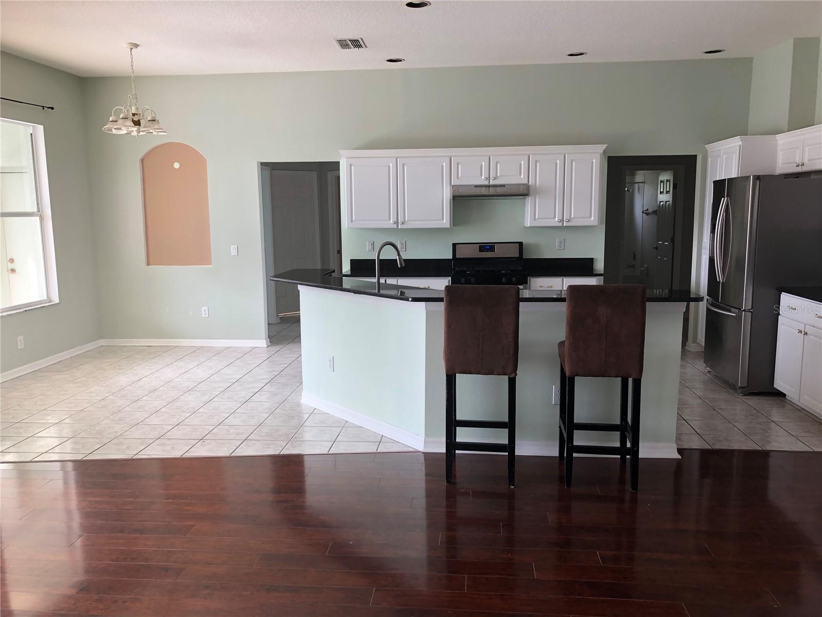 4512 RIVER OVERLOOK DR, VALRICO, FL, 33596