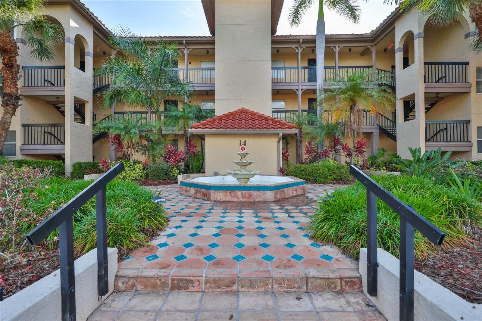 2400 FEATHER SOUND DR #1412, CLEARWATER, FL, 33762
