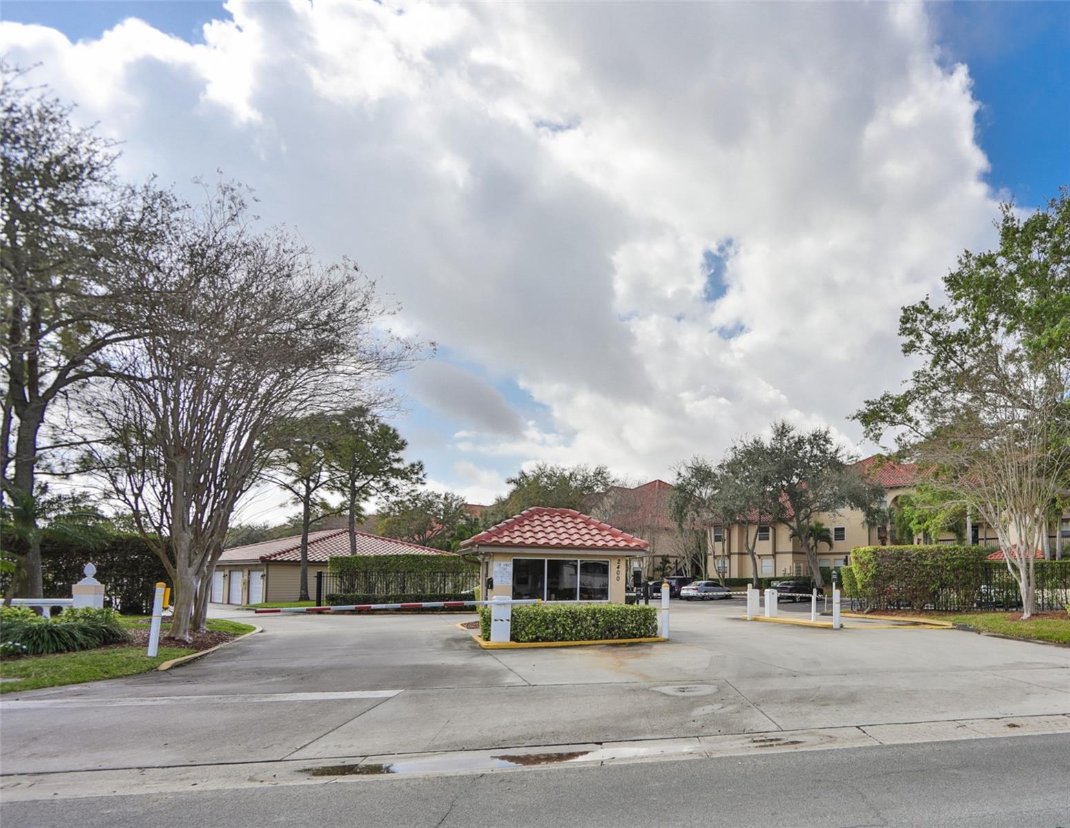 2400 FEATHER SOUND DR #1412, CLEARWATER, FL, 33762