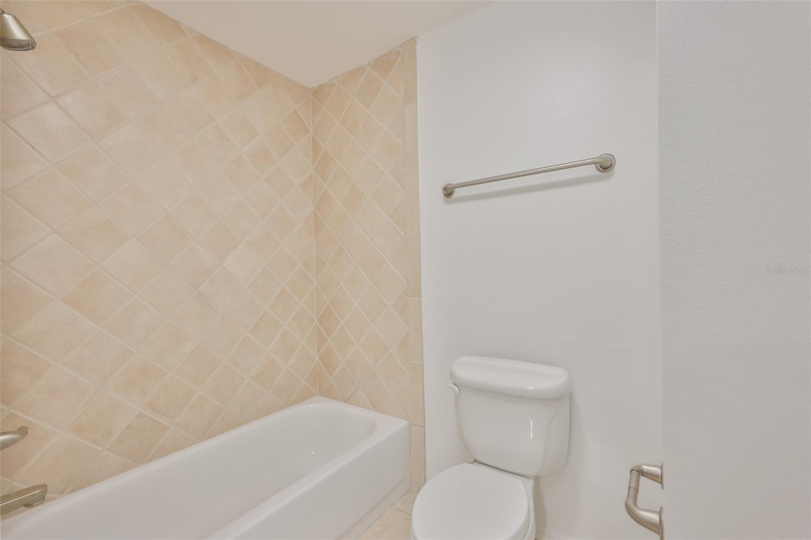 2400 FEATHER SOUND DR #1412, CLEARWATER, FL, 33762
