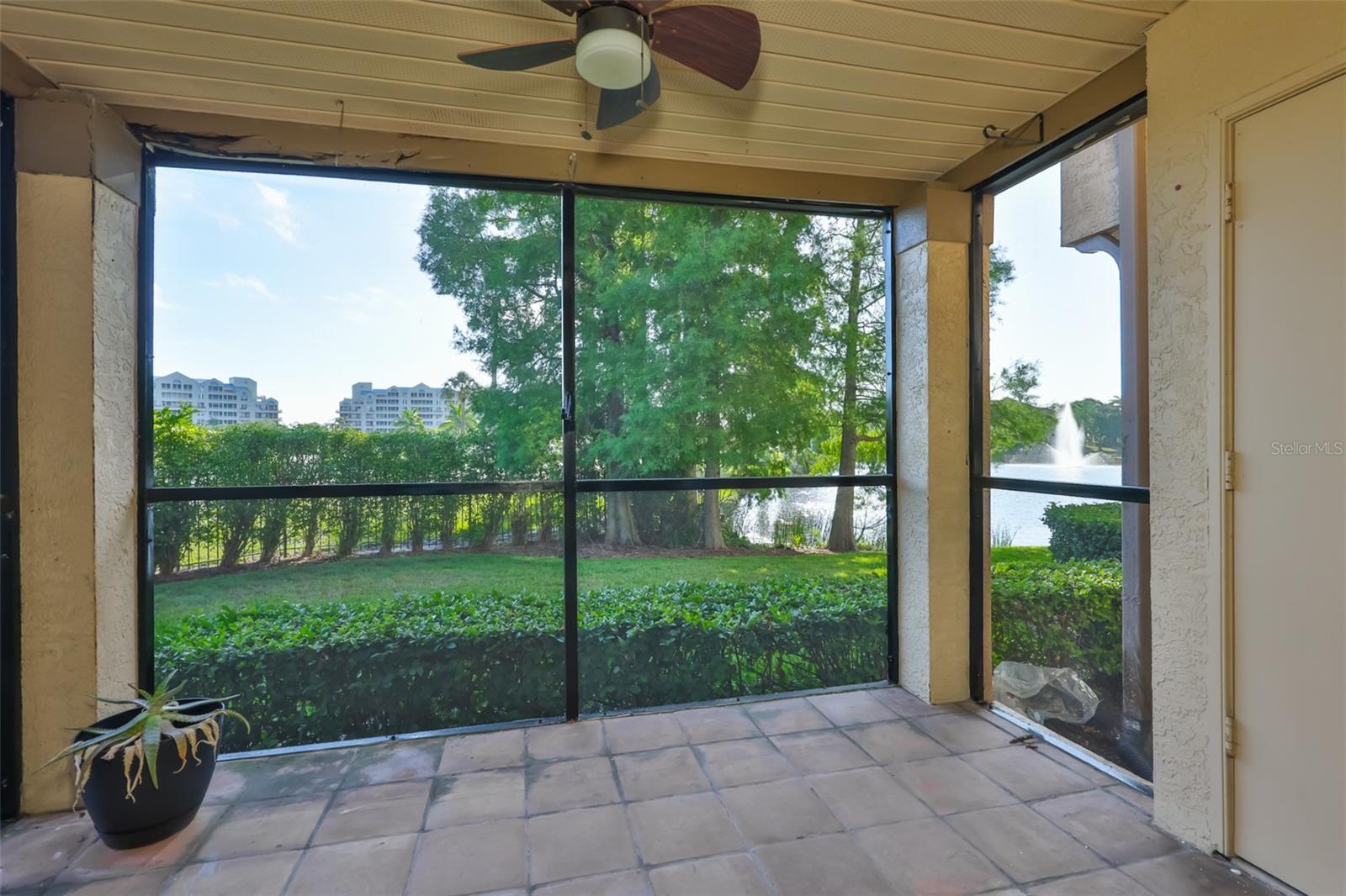 2400 FEATHER SOUND DR #1412, CLEARWATER, FL, 33762
