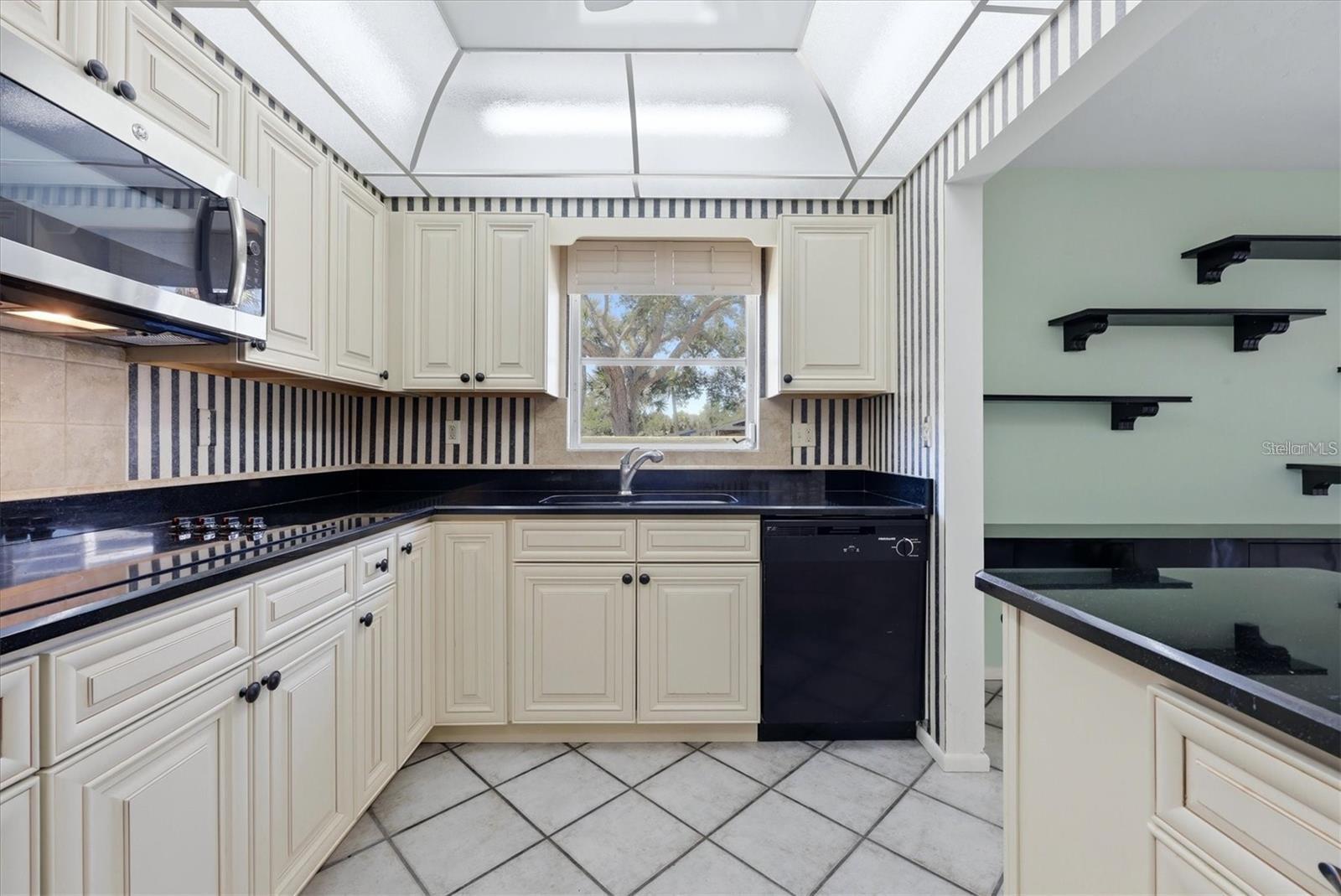 5108 SANDY SHORE AVE, SARASOTA, FL, 34242