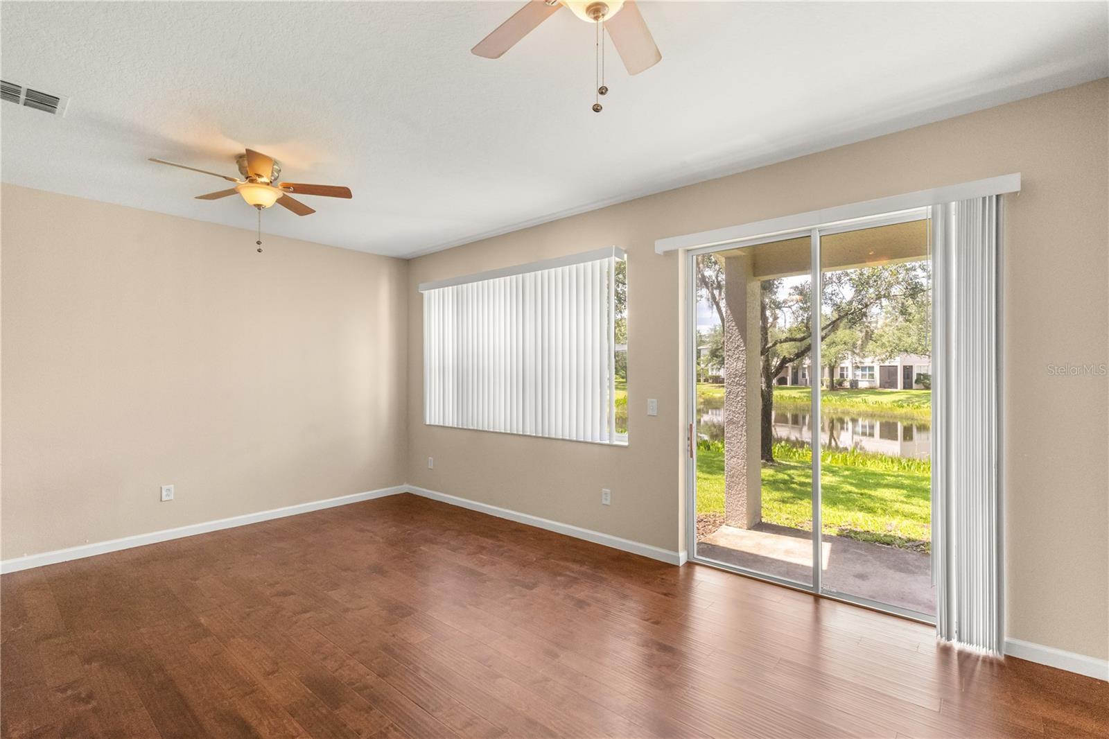 10306 STONE MOSS AVE, TAMPA, FL, 33647