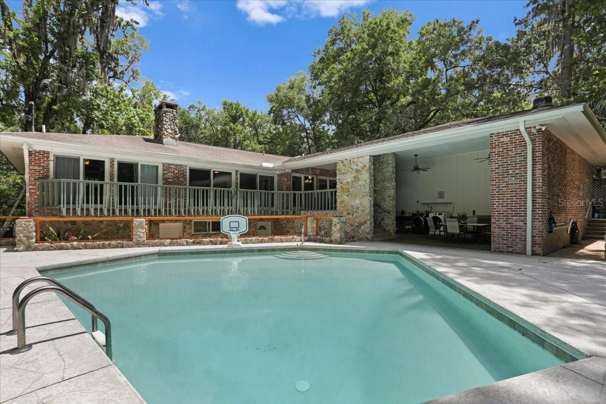 1915 NW 16TH AVE, GAINESVILLE, FL, 32605