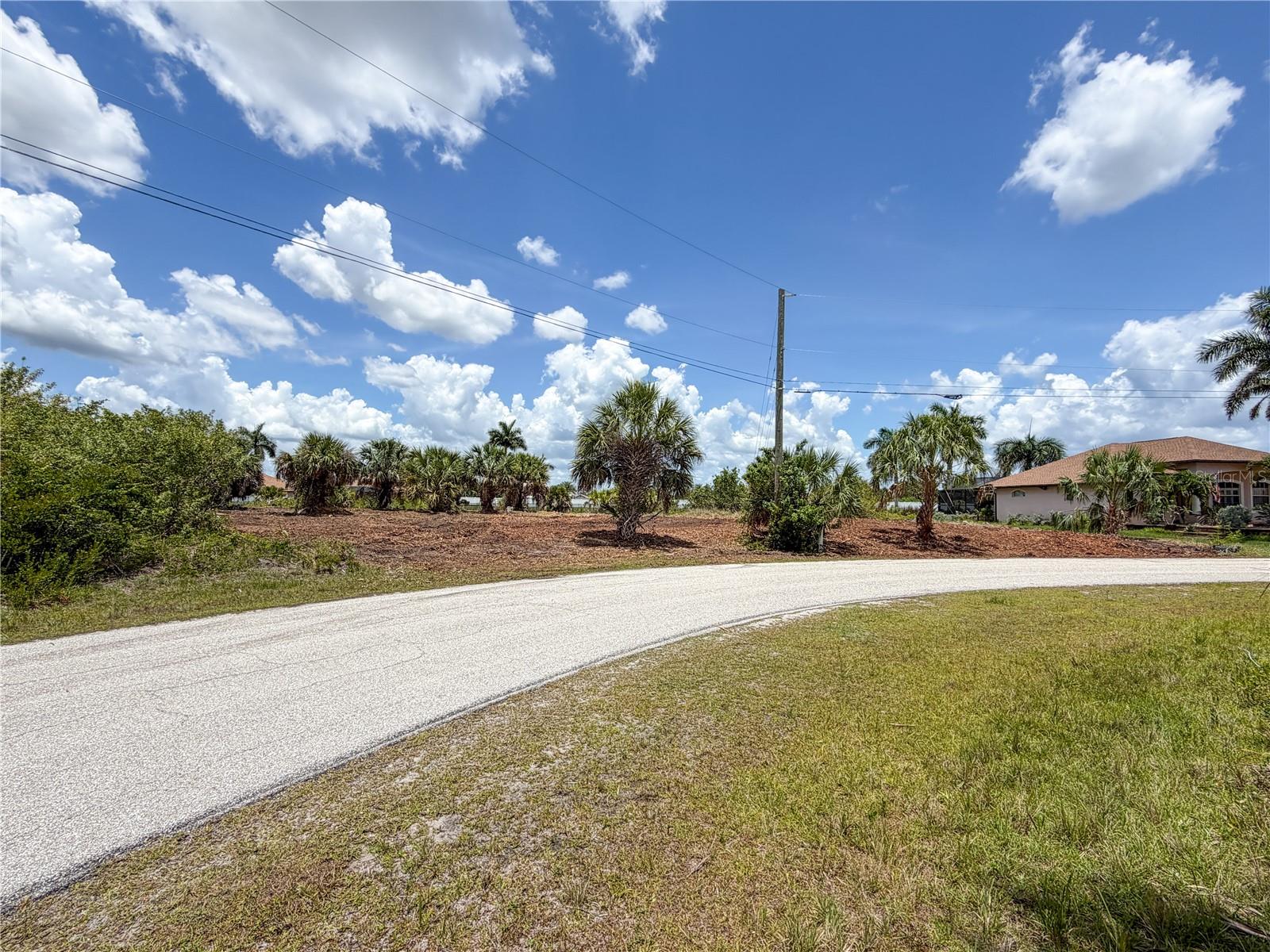 14235 FRUITPORT CIR, PORT CHARLOTTE, FL, 33981