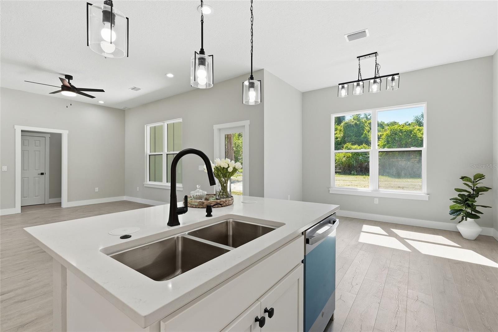 19825 NW 257TH TER, HIGH SPRINGS, FL, 32643