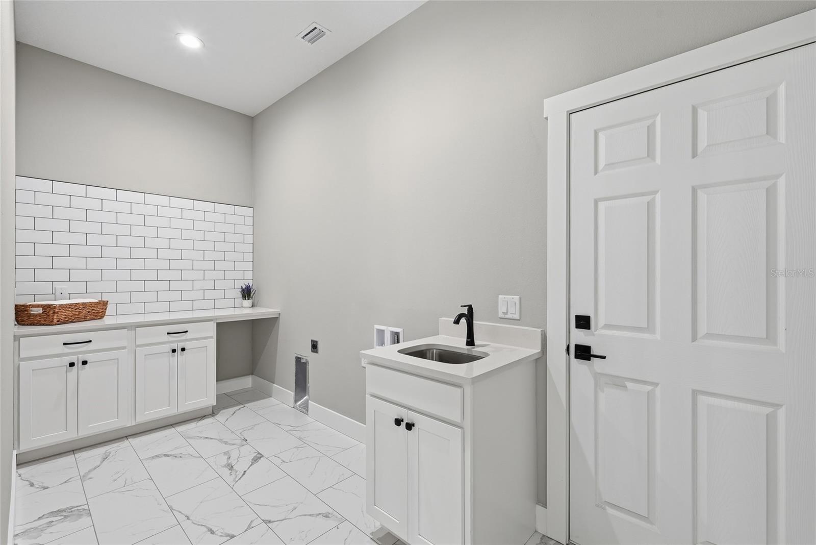 19825 NW 257TH TER, HIGH SPRINGS, FL, 32643