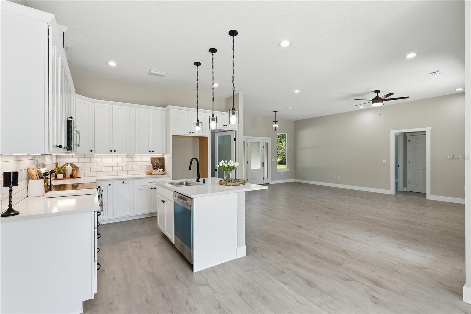 19825 NW 257TH TER, HIGH SPRINGS, FL, 32643