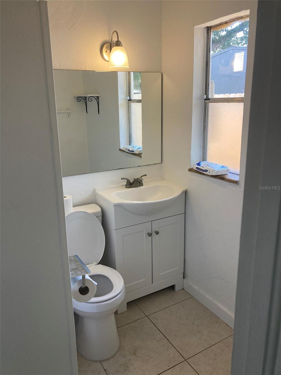 1401 E ALFRED ST #3, TAVARES, FL, 32778