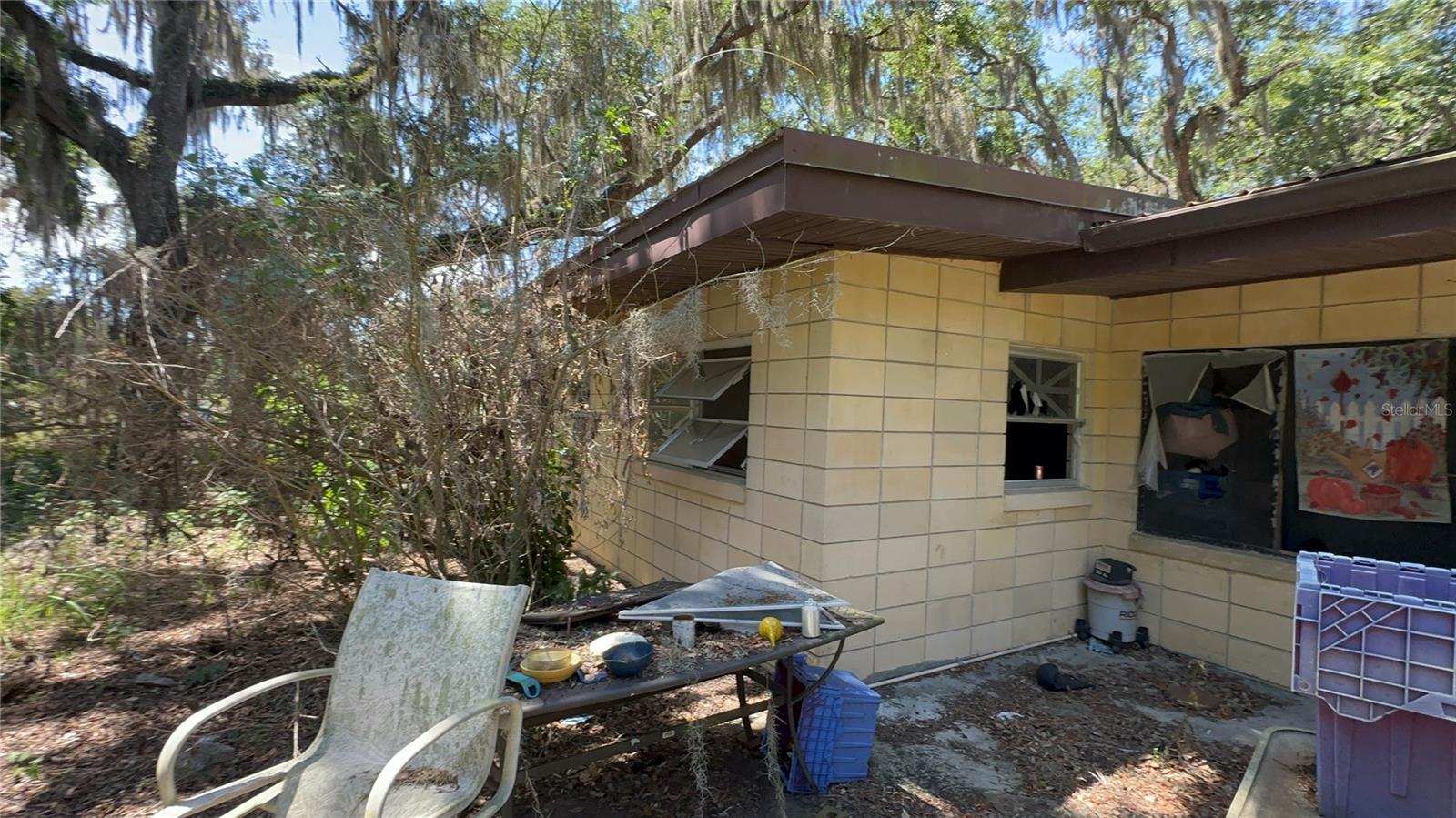 9315 E TREASURE ISLAND AVE, LEESBURG, FL, 34788