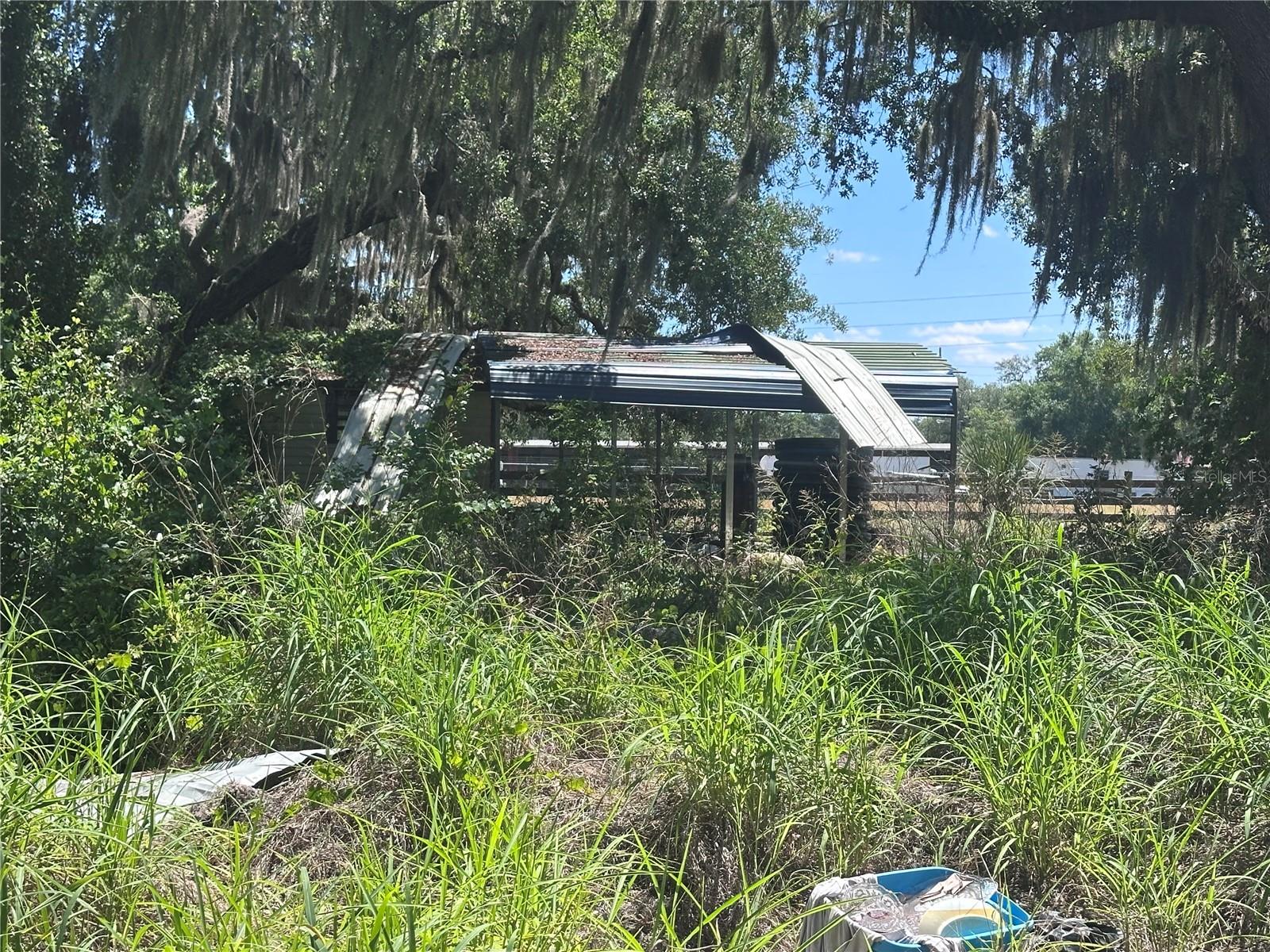 9315 E TREASURE ISLAND AVE, LEESBURG, FL, 34788