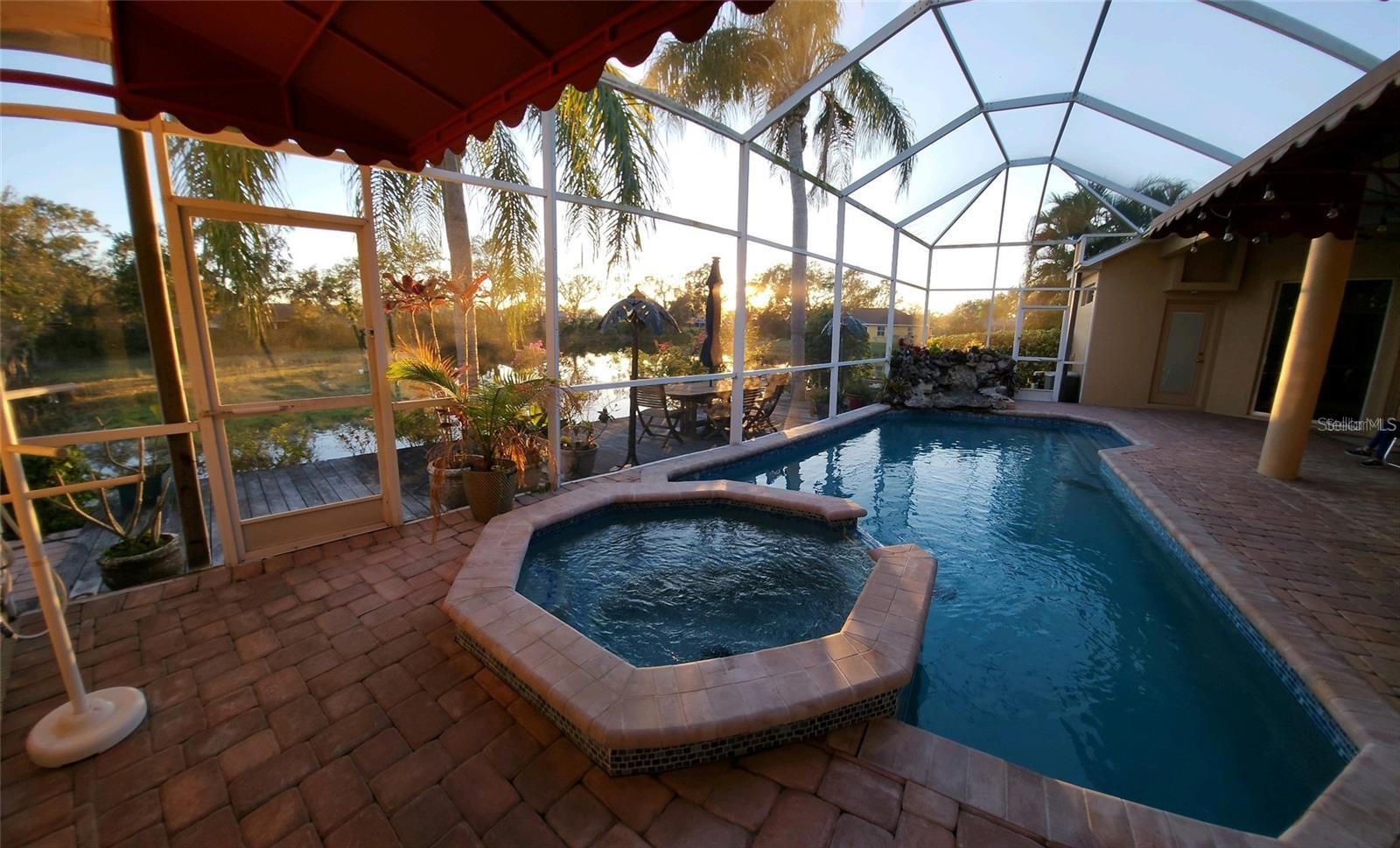 5125 MAGNOLIA POND DR, SARASOTA, FL, 34233