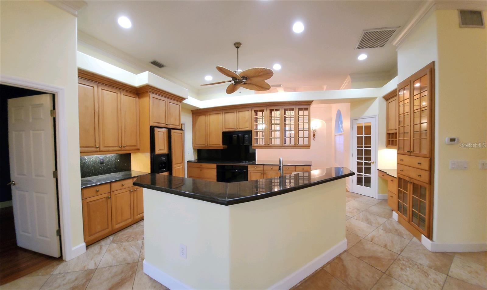 5125 MAGNOLIA POND DR, SARASOTA, FL, 34233