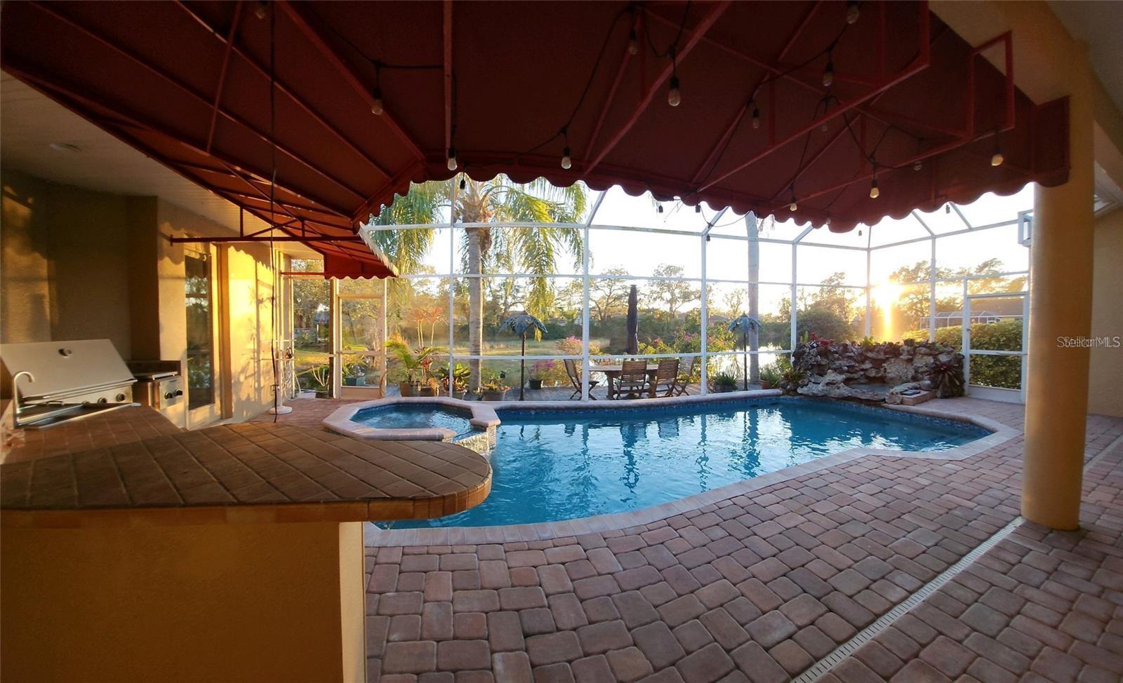 5125 MAGNOLIA POND DR, SARASOTA, FL, 34233